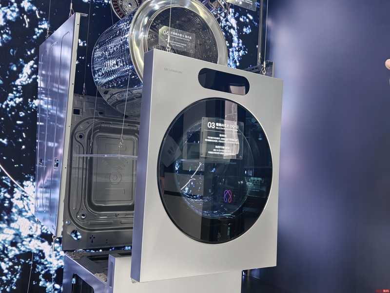 AWE2026现场观察:AI家电全面觉醒,智慧生活迎来全新纪元。 IT技术 AWE2026现场观察:AI家电全面觉醒,智慧生活迎来全新纪元。 IT技术 AWE2026现场观察:AI家电全面觉醒,智慧生活迎来全新纪元。 IT技术