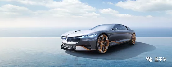  市场焦虑与逻辑破局：从岚图模式看高端电动车的思维演进 情感心理 市场焦虑与逻辑破局：从岚图模式看高端电动车的思维演进 情感心理