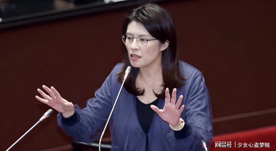 深陷政治泥淖的司法焦虑:如何在规则博弈中寻找突围之道 新闻 深陷政治泥淖的司法焦虑:如何在规则博弈中寻找突围之道 新闻