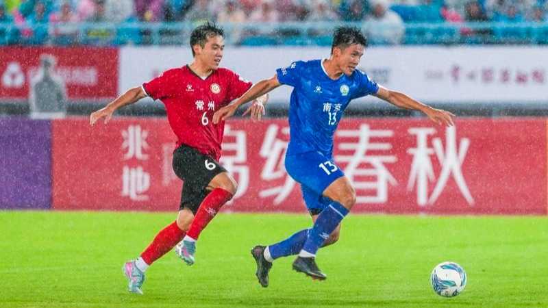  从148位委员联名到“票根经济”：解码“楚超”背后的体育消费新范式 体育新闻