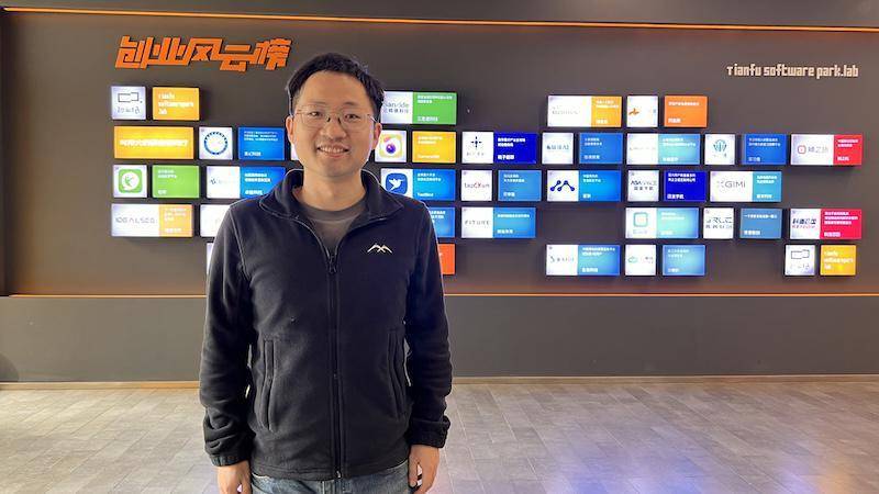 【深度拆解】一人团队如何撬动百万用户：猜盐的AI产品方法论与OPC商业化路径 IT技术