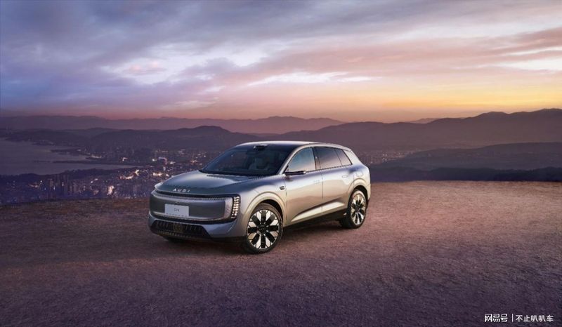  大众“全面电动化”背后的技术底牌：18个月自研架构如何重塑智能汽车开发逻辑 汽车科技