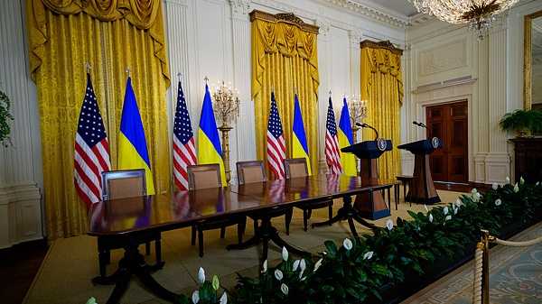  阿拉斯加的抉择：美俄元首会晤背后的地缘博弈与战略信号 新闻