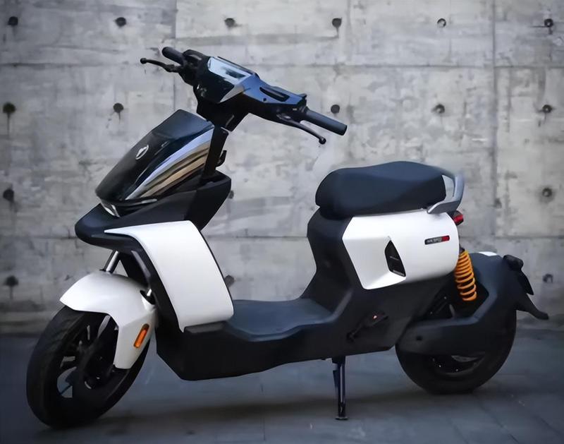  旧锂电池终于有救了！国家帮你找上门回收，还能折价换新电池 新闻