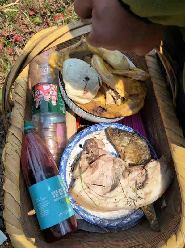  清明祭祖行为研究：多山地形16座墓穴的完整祭扫方案设计 文化旅游 清明祭祖行为研究：多山地形16座墓穴的完整祭扫方案设计 文化旅游
